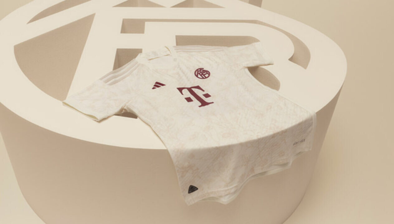 Adidas_Ausweichtrikot23-24_FCB_790px