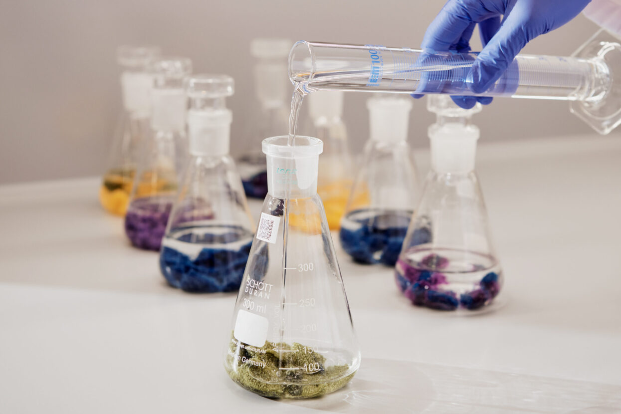 Bottles-exp-OEKOTEX_22_05_c1