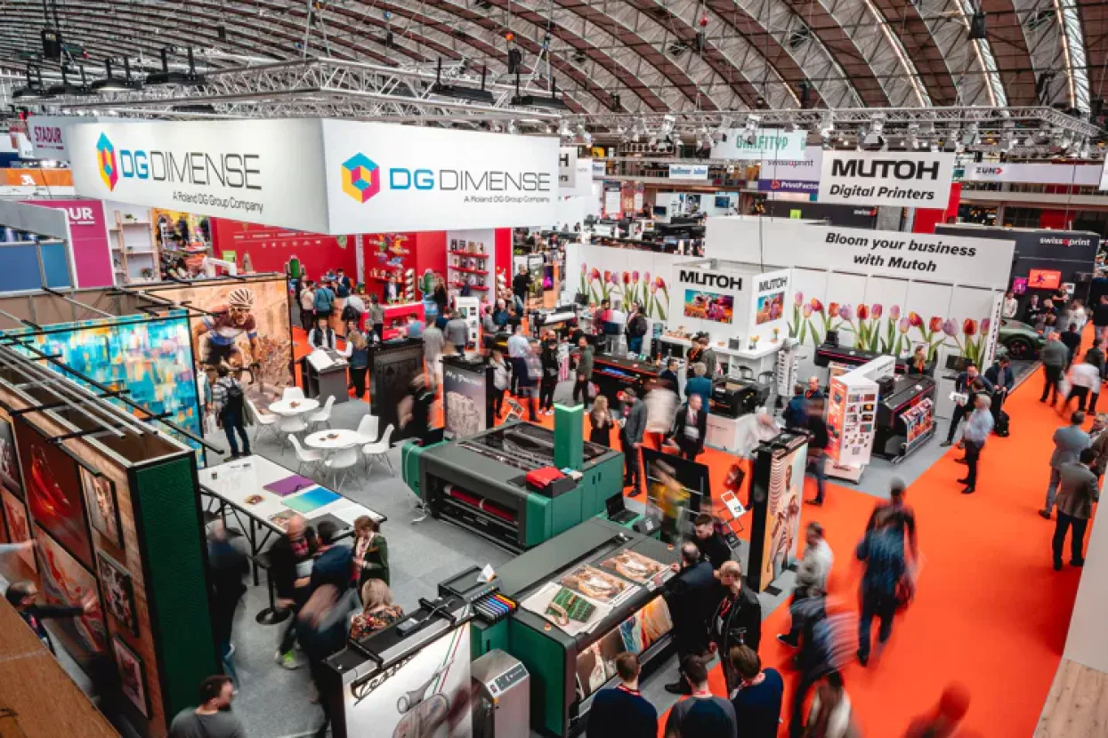 FESPA,-Day-2-Expo-by-Visually-Rich-07720-copy