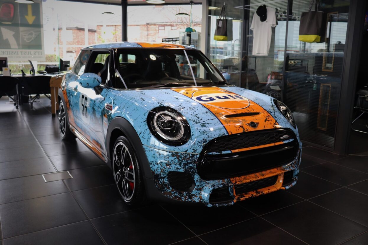 Mini