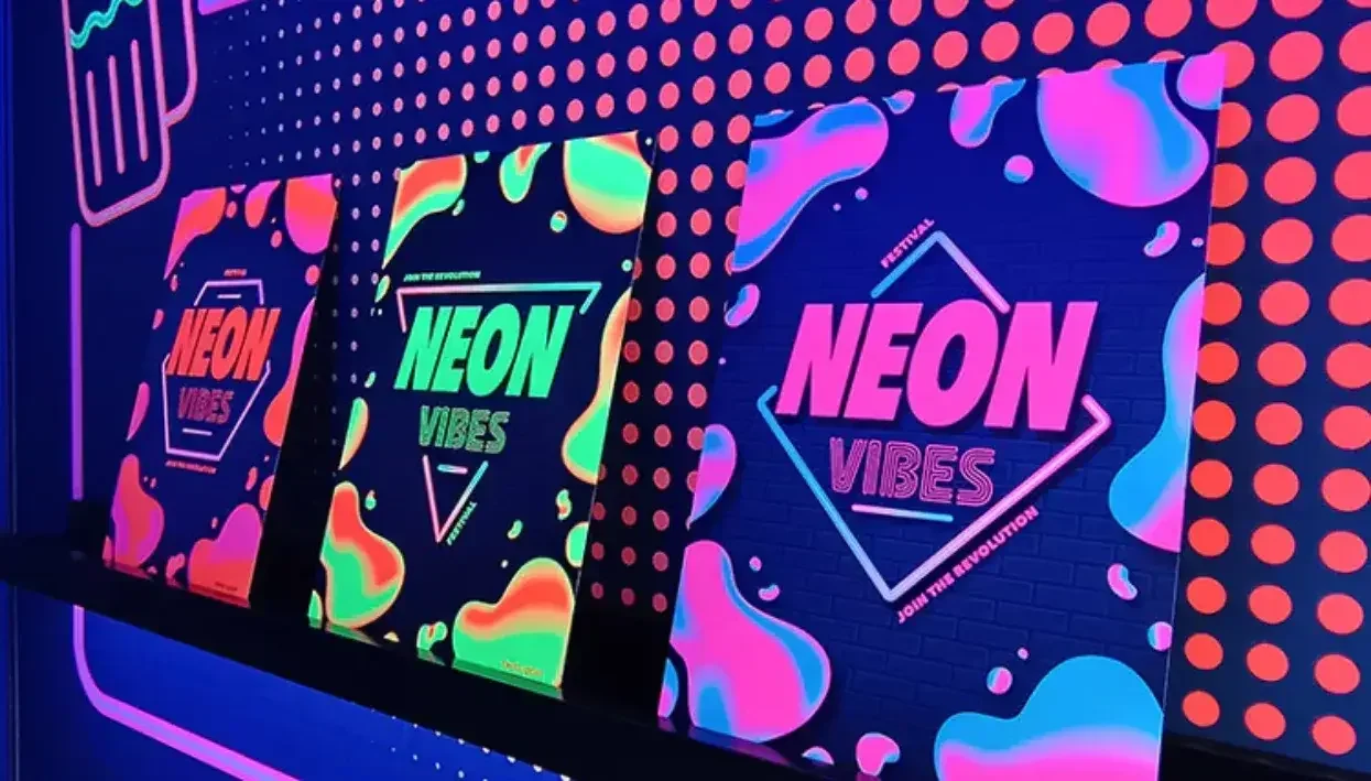 Neon_790px