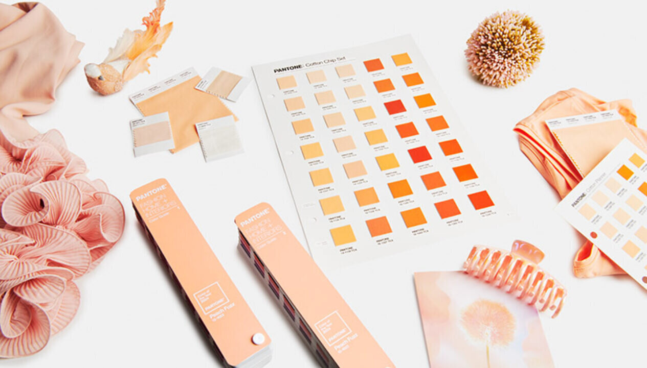 Pantone_790px