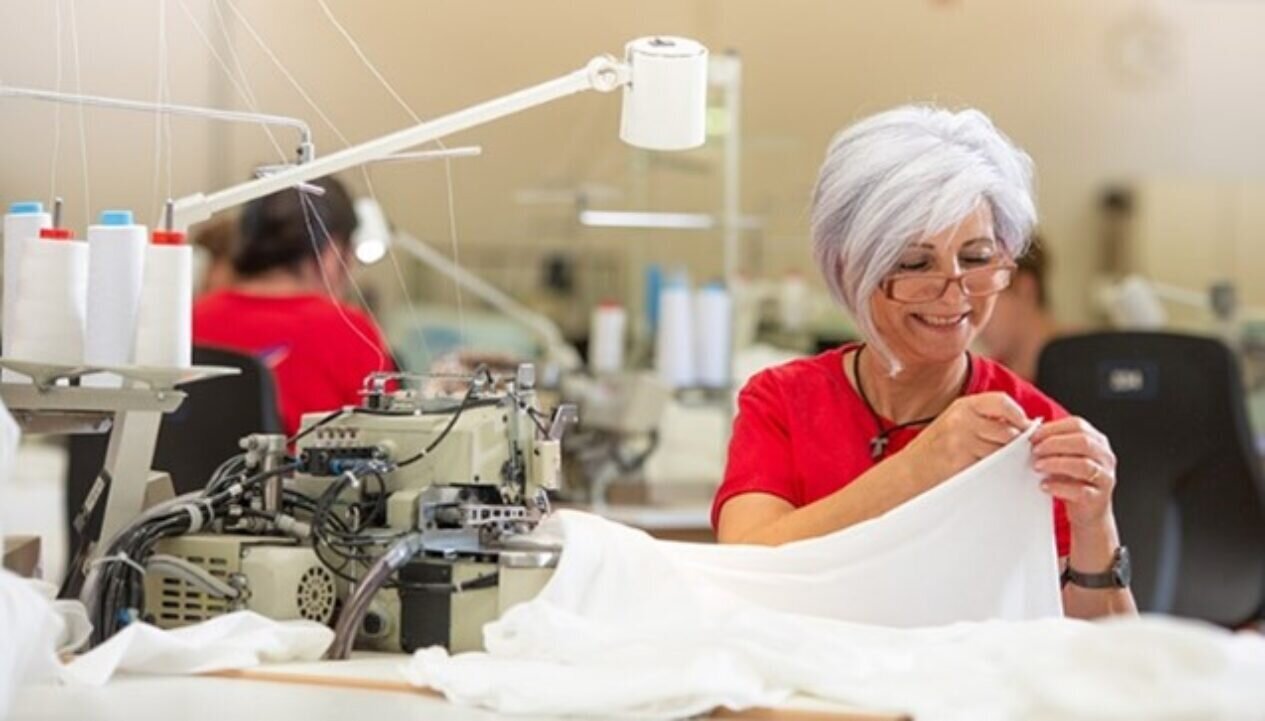 Picture4-Lady-sewing