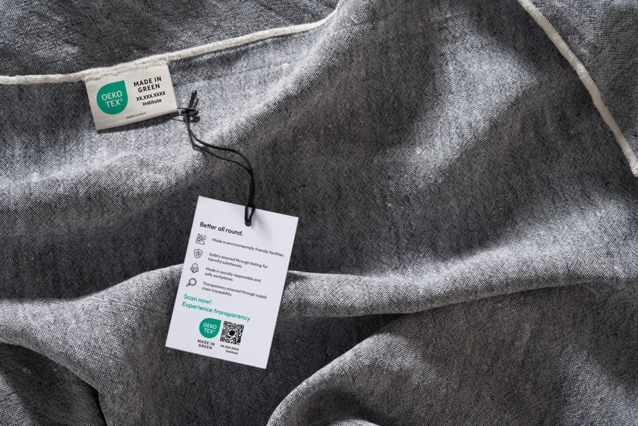 Textile-Turnaround-Cover-_JK_4299_MiG_1