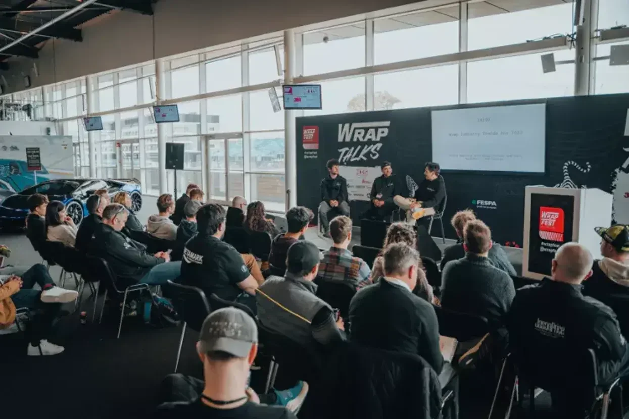 WrapFest,-FESPA,-Silverstone-by-Visually-Rich-00460-Archie-Hamilton-WrapTalks