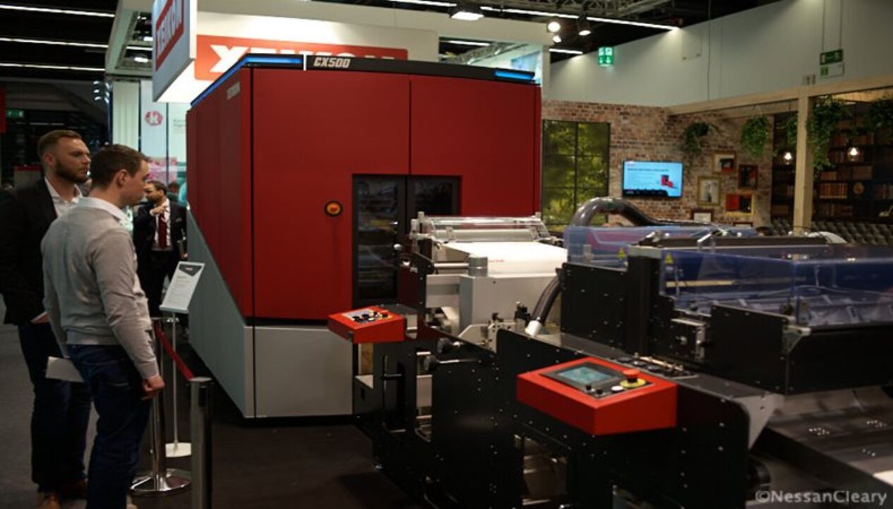 Xeikon_Wallpaper_L1001355_WQ