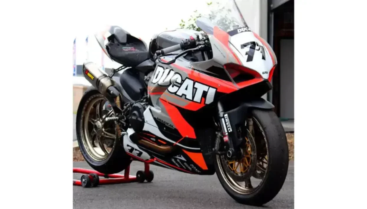 ducati-edited