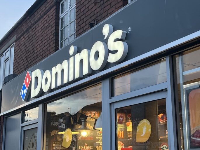 Dominos